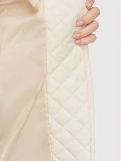 JOOP! Γυναίκες Πουπουλένια Μπουφάν Μπουφάν πουπουλένιο 58 Jw223j100 30032792 Μπεζ Regular Fit -Συμφωνίες JOOP! Κατάστημα unnamed file 214